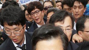 한국당, 힘겨운 광주 방문…“황교안이 전두환이다”