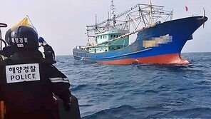 군산해경, 입·출역 내역 미통보 중국어선 1척 검거