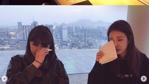 씨엘, 2NE1 완전체 공개 “평생 신난 어린이들처럼 살자”