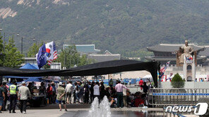 박원순·조원진 ‘광화문 천막 신경전’…강제철거 언제?