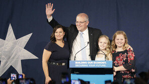 호주 총리, 깜짝 승리에 감사 인사…“내 인생 가장 큰 기적”