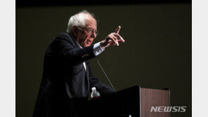 바이든·샌더스, 첫 경선지 아이오와 여론조사 24% 동률