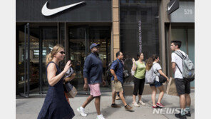 美 170여 신발업체, “對中관세목록서 신발 제외” 요구