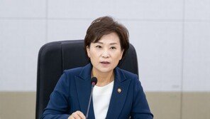 김현미 9개월 만에 간담회…3기 신도시 해법 내놓나