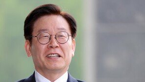 이재명 무죄 판결 ‘후폭풍’…담당 검사 탄핵·징계 청와대 청원