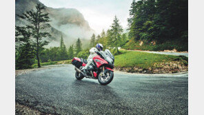 알프스 산맥 가로지르며… 동유럽 4개국 모터사이클 투어