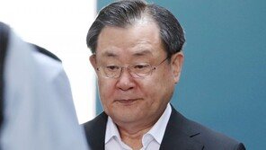 경찰, ‘정보경찰 정치개입 지시’ 이병기·조윤선 등 기소의견 檢 송치