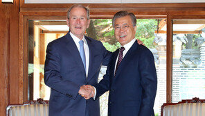 文대통령 “盧·부시 때 한미동맹 발전…나와 트럼프도 그 정신 계승”