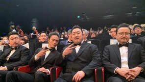 ‘악인전’ 칸 상영회, 그리고 마동석·김성규의 ‘기습 브이’