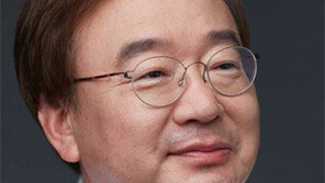 강효상 “靑 거짓말·야당 의원 겁박 사과하라” 역공 …한국당 “수사 의뢰” 엄호