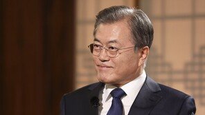 文대통령 “봉준호 감독 황금종려상 축하…‘기생충’ 빨리 보고싶다”