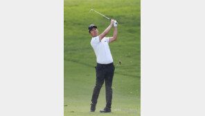 케빈 나, 찰스 슈와브 챌린지 3R 단독선두 등극