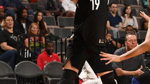큰 무대를 향한 박지수의 재시동…WNBA 개막전 출전
