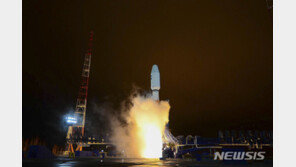 러시아 우주선 ‘소유스-2.1b’호, 번개 맞고도 정상궤도 진입 성공