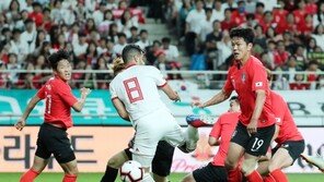 [A매치] ‘황의조 2경기 연속골’ 한국, 이란과 1-1 무승부