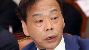 ‘불법 정치자금’ 한국당 이완영, 징역형 확정…의원직 박탈