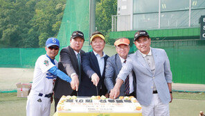 “대단한 열정” 선동열도 감탄한 OK저축은행의 농아인야구 지원