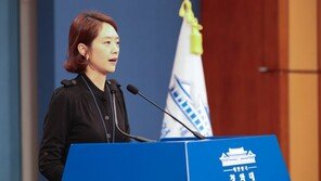 靑 “윤석열 기수파괴? 검찰 용퇴 관행은 검찰 내부 문제”