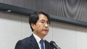 경찰, ‘성추행 의혹’ 이재현 인천 서구청장 피의자 신분으로 소환 조사