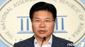 홍문종 “보수분열 아닌 외연확장 위한 길”…한국당 탈당 공식선언
