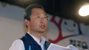 [속보] 김명환 민주노총 위원장 구속…“도망 염려”