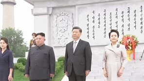 김정은-시진핑 ‘평양 스킨십 1박2일’… 비핵화 4자논의로 판 키우기