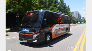 ‘5G 자율주행차’ 서울 도심 달렸다…내달 상암에 시험장