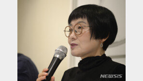 시인 김혜순 “아시아 여성, 그리핀상 수상 예상 못했다”