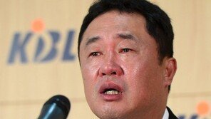 전창진 감독, KCC 감독으로 코트 복귀 “4년을 기다렸다”