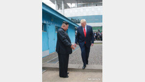 볼턴·비건, ‘北핵동결’ NYT보도에 반발…“들어본 적도 없다”