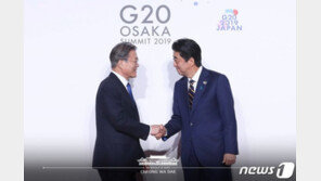 침묵하던 靑, 아베가 직접 공격 나서자 적극 대응으로 선회