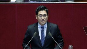 오신환, 교섭단체 대표연설…文정부 경제정책 비판에 방점