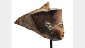 밀반출 논란 투탕카멘 조각상 69억원에 팔려