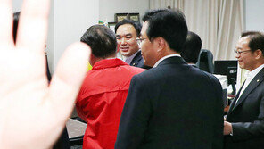 경찰, ‘패스트트랙 수사 불출석’ 의원 4명 재소환 예고