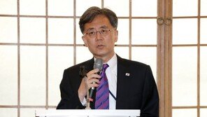 김현종, 美비서실장 대행과 ‘日수출규제’ 협의…“우리 입장 이해”