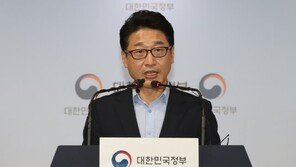 한국 “북에 밀수출 했다는 거냐” 일본 “신문에 보도돼서…”
