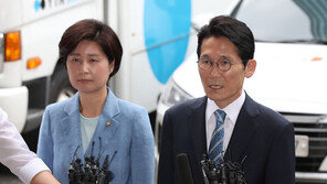 백혜련·윤소하, 패스트트랙 조사 출석…“한국당 긴장해야”