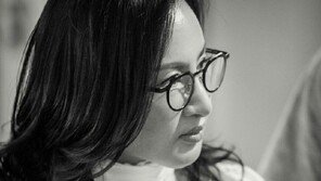 한복 디자이너 김예진 “미코 의상 논란 속상…쇼로 봐주길”