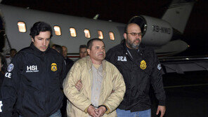 멕시코 마약왕 구스만, 보석없는 종신형 선고받아 초라한 종말