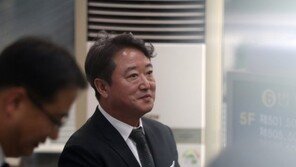 ‘차명주식 은닉’ 이웅열 전 코오롱 회장 1심서 벌금 3억원