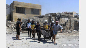 “시리아 정부군 공습으로 민간인 최소 11명 사망”