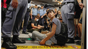 홍콩 백색테러 항의 ‘불복종 운동’