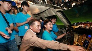 아시아나항공, ‘청소년 항공교실’ 진행…중학생 80명 초청