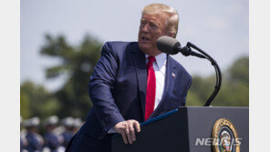 트럼프 “北 땅 밟았던 걸음이 北비핵화·한반도 평화 원동력되길”