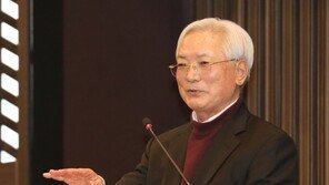 송기인 신부 누구길래…文대통령 제주집 방문설 나왔나