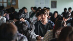 ‘타짜: 원 아이드 잭’ 박정민, 짝귀 아들 일출로 거듭나다