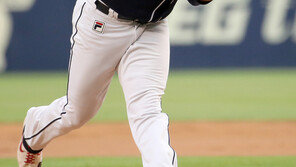 린드블럼·샌즈·오태곤 등 KBO 7월 MVP 경쟁 후끈