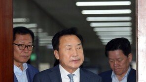 손학규 “한국당에 당 바치려 해” …유승민 “허위 사실”