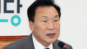 “혼자 가라” 손학규·유승민 정면충돌…바른미래, 전운 고조