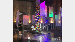 기괴한 괴물로 돌아온 ‘예쁜 쓰레기’